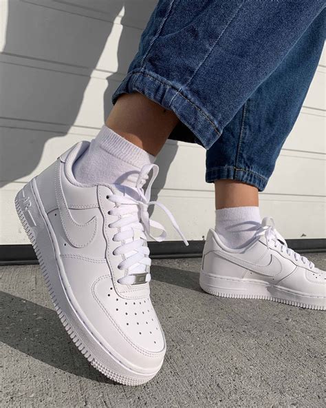 Womens Air Force 1 Shoes (27) .